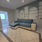 Holiday home Homesweethome *