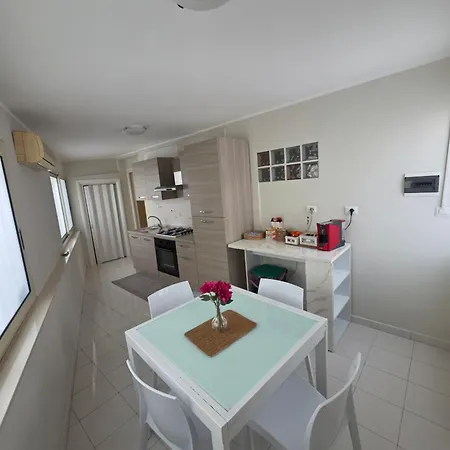 Holiday home Homesweethome *